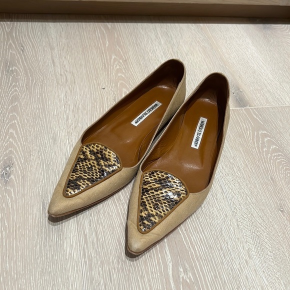 Manolo Blahnik linen and python flats - Picture 1 of 6